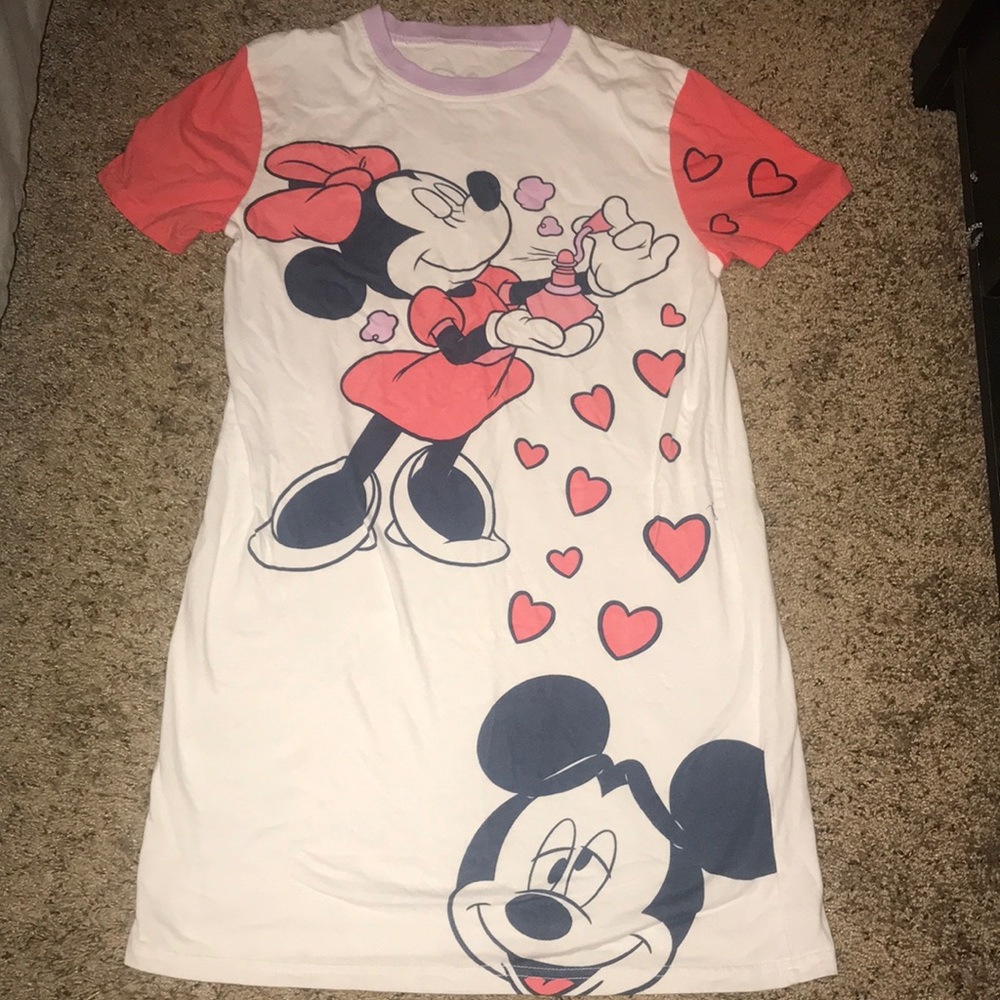 Cakeworthy Tshirt Dress